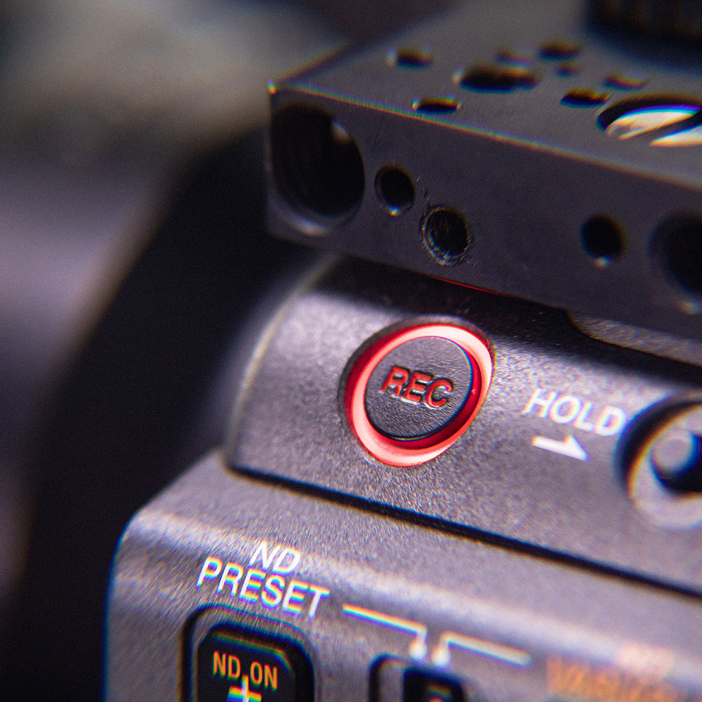 Sony FX6 + Zoom lenses 🎬 FRENEL rental ️